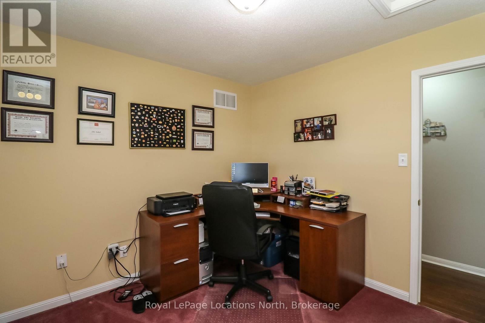 29 MASTERS LANE - 28