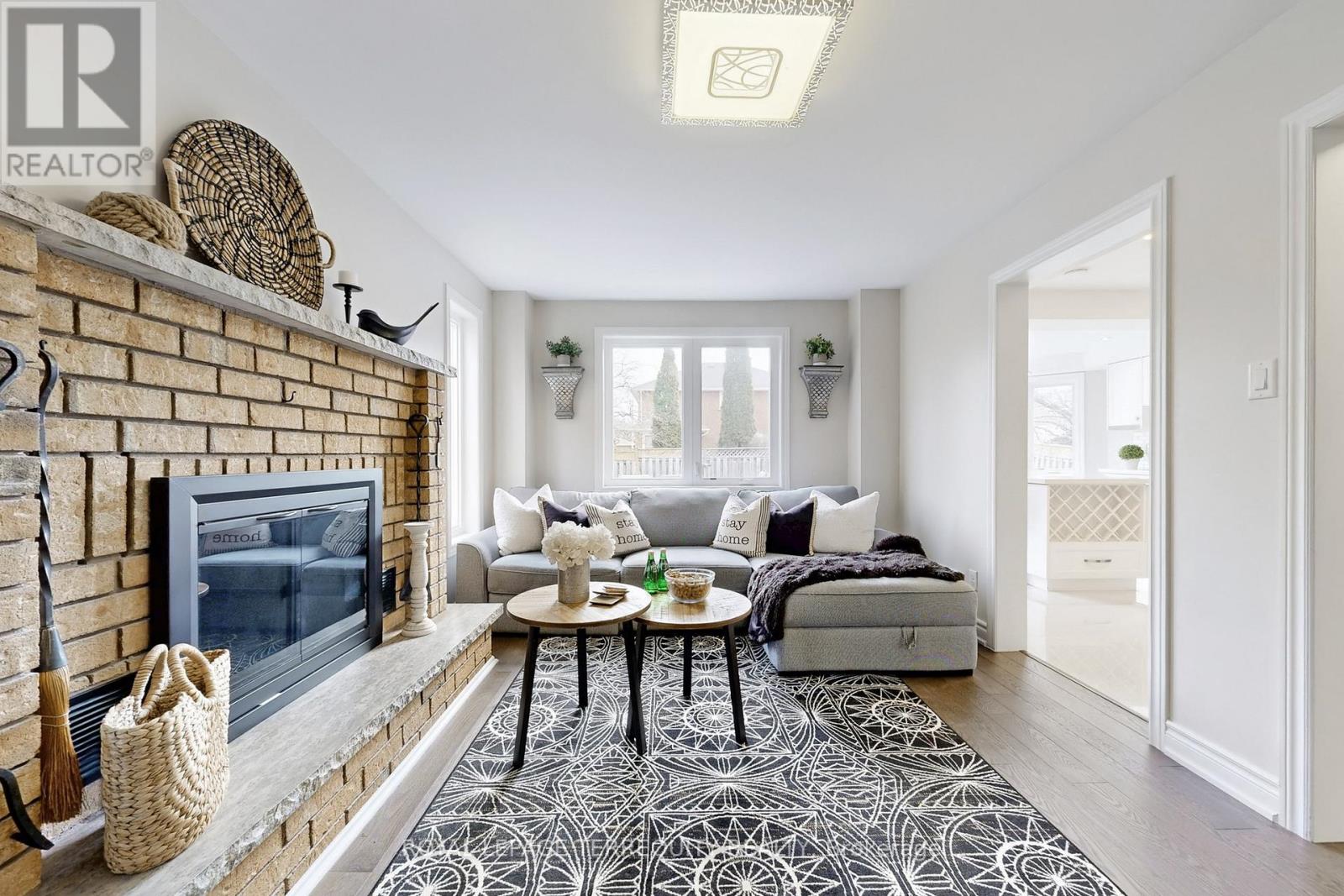 35 WILLIAM STEPHENSON DRIVE - 11