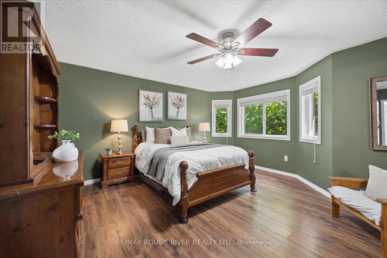 33 SHORE AVENUE - 25