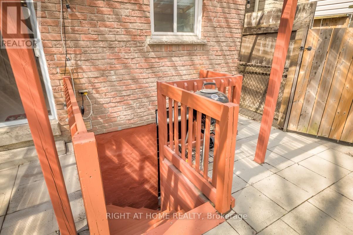 37 MCKNIGHT DRIVE - 40