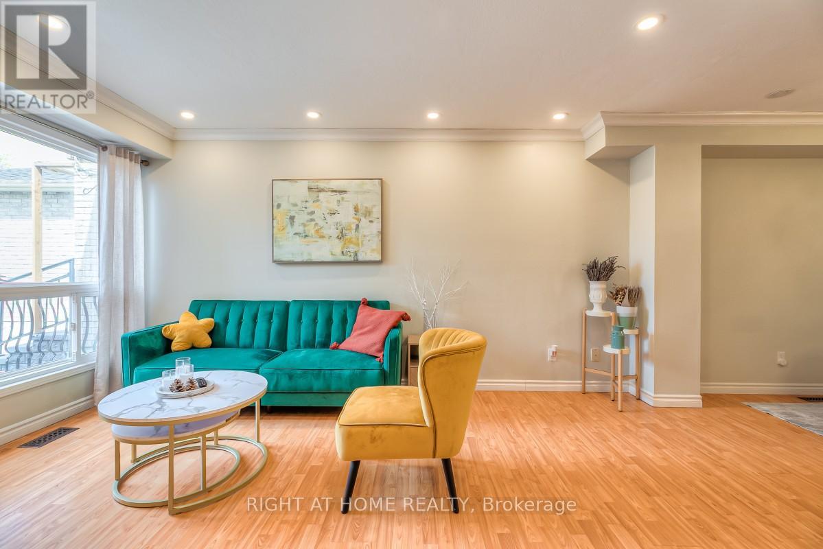 37 MCKNIGHT DRIVE - 6