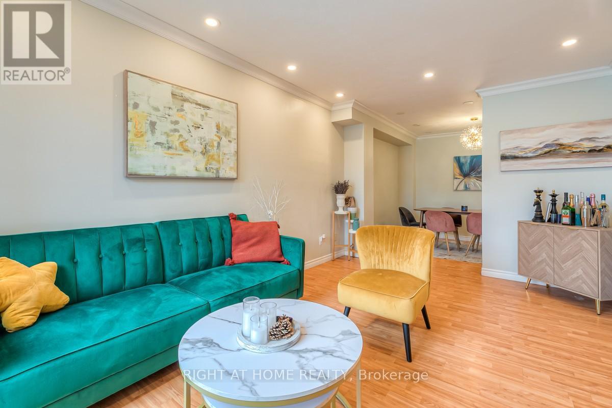 37 MCKNIGHT DRIVE - 8