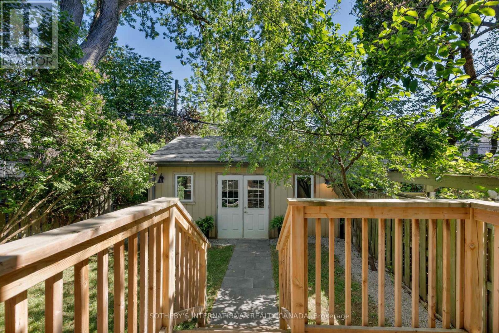 47 WROXETER AVENUE - 12
