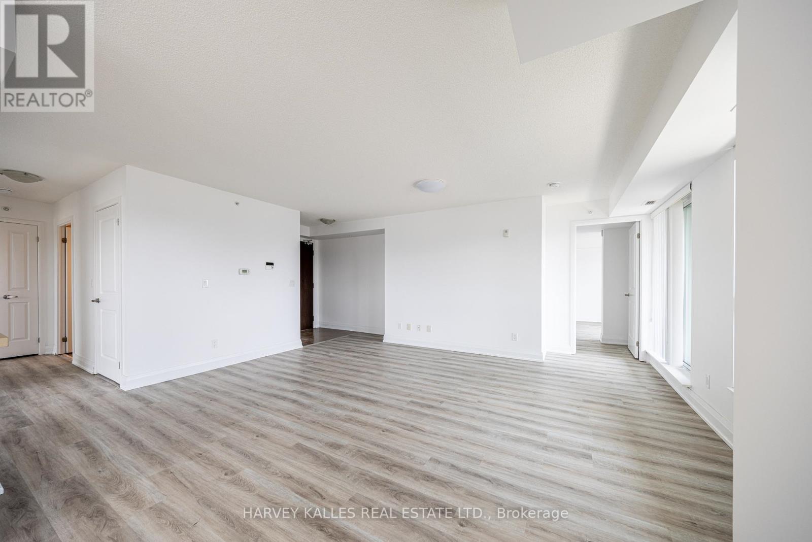 #317 75 NORMAN BETHUNE AVENUE - 21
