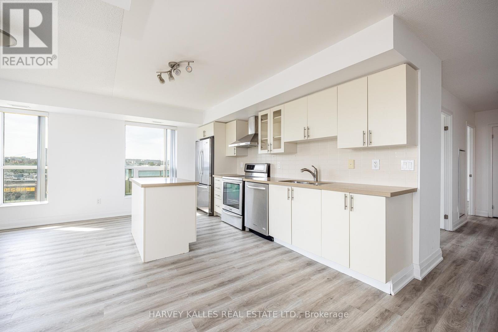 #317 75 NORMAN BETHUNE AVENUE - 22