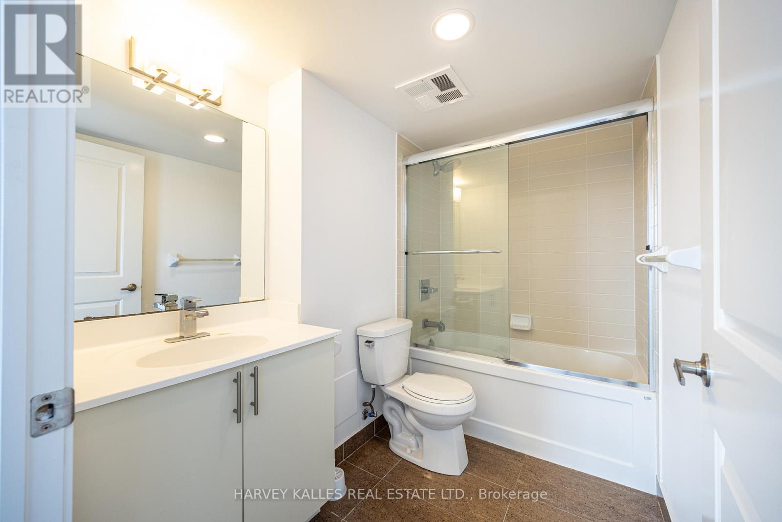 #317 75 NORMAN BETHUNE AVENUE - 32