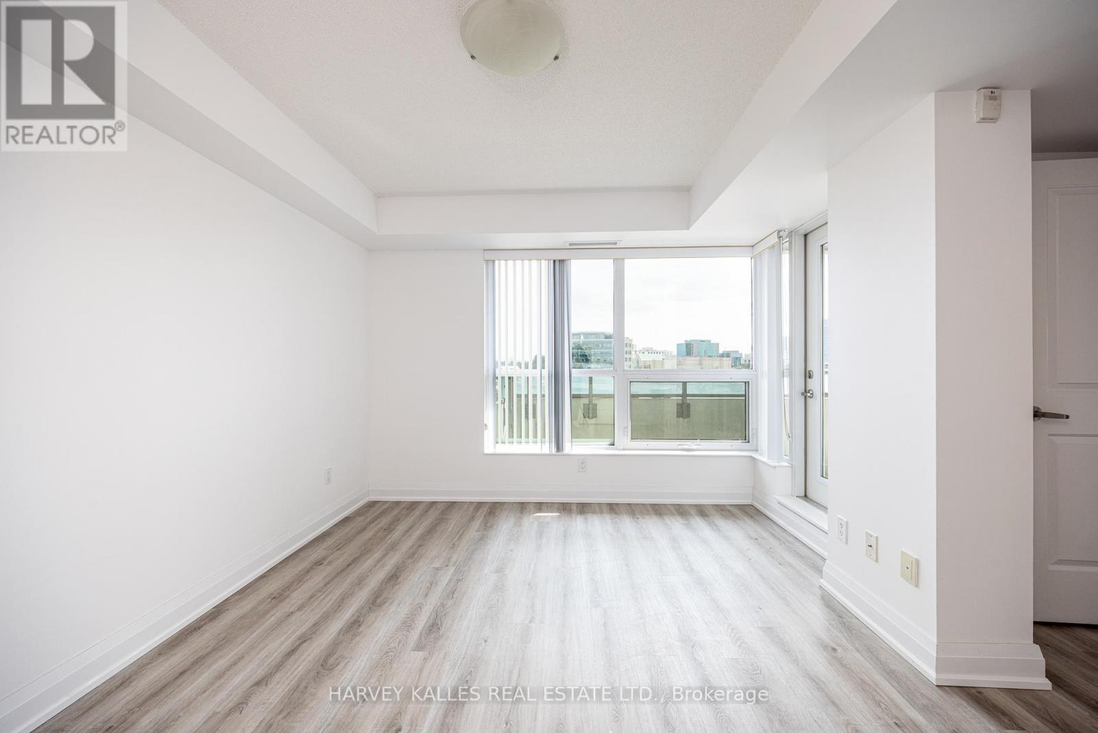 #317 75 NORMAN BETHUNE AVENUE - 34