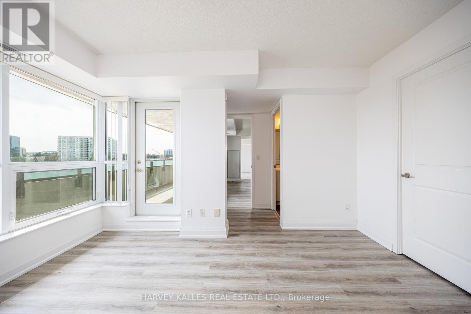 #317 75 NORMAN BETHUNE AVENUE - 36