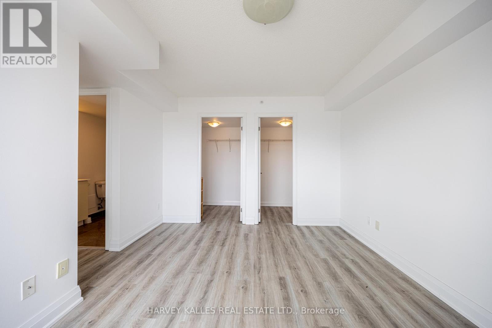 #317 75 NORMAN BETHUNE AVENUE - 39