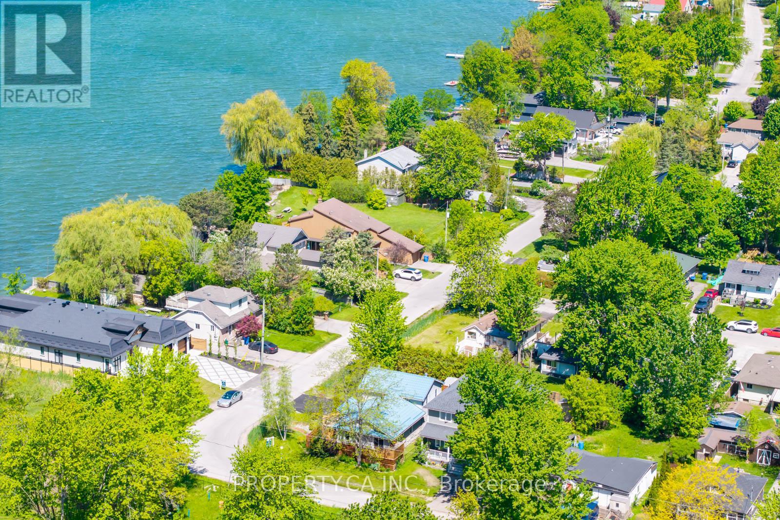 131 COOK'S BAY DRIVE - 2