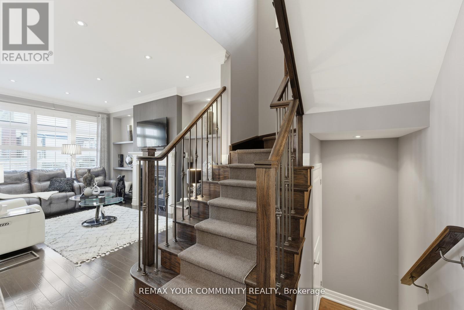 29 SPRING HILL DRIVE - 23