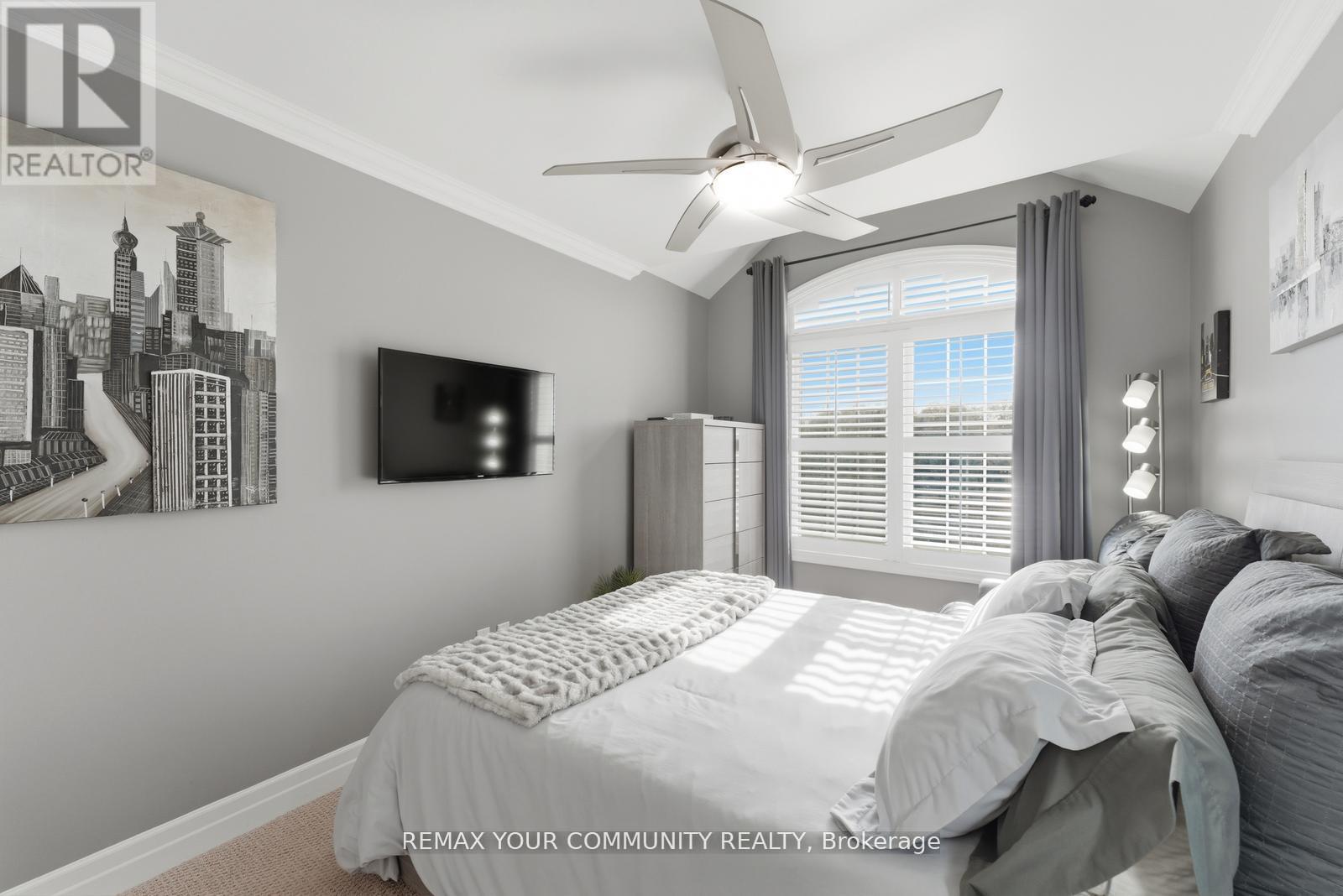 29 SPRING HILL DRIVE - 31