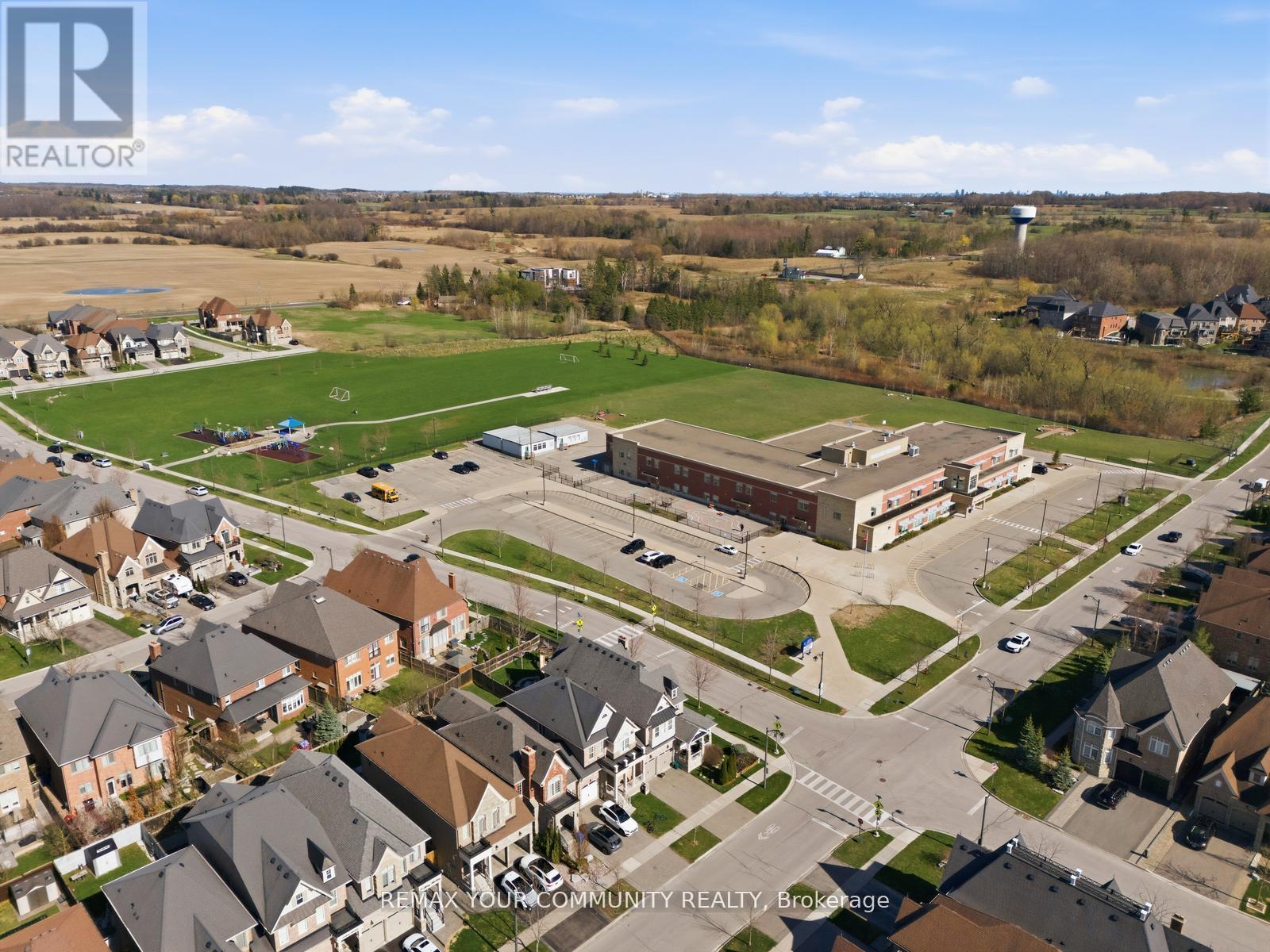 29 SPRING HILL DRIVE - 46