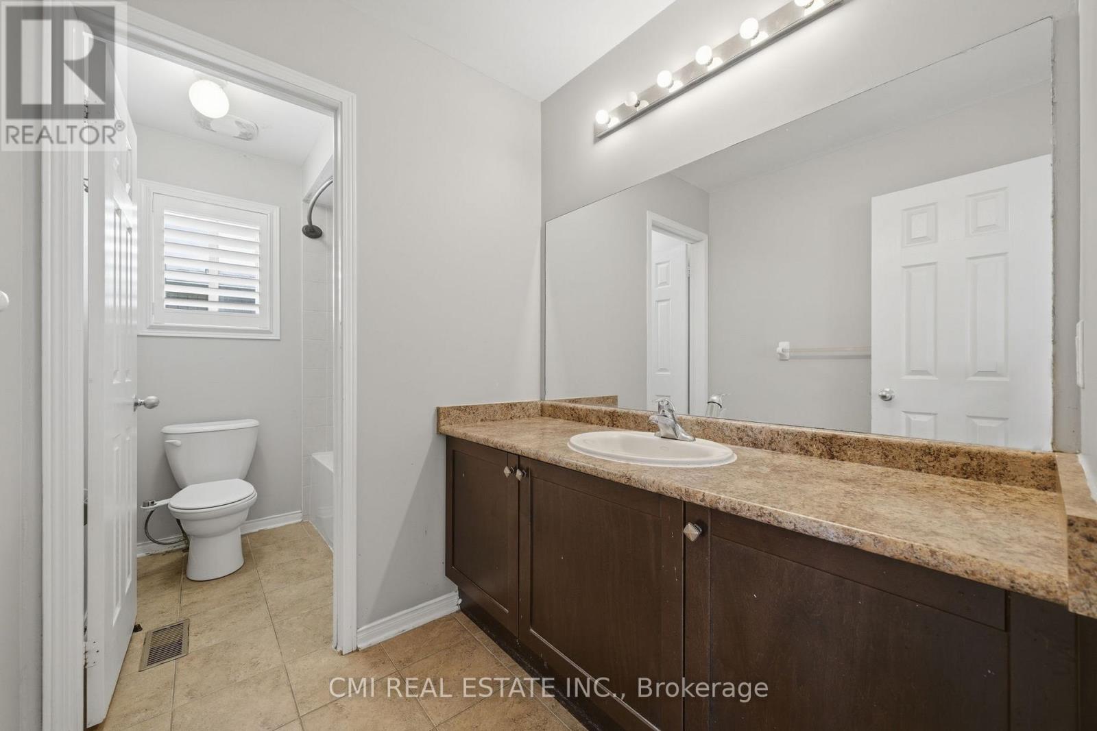82 GWILLIMBURY DRIVE - 31
