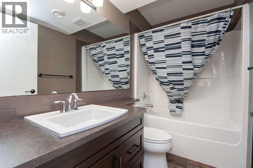 104 Almond Crescent - 25