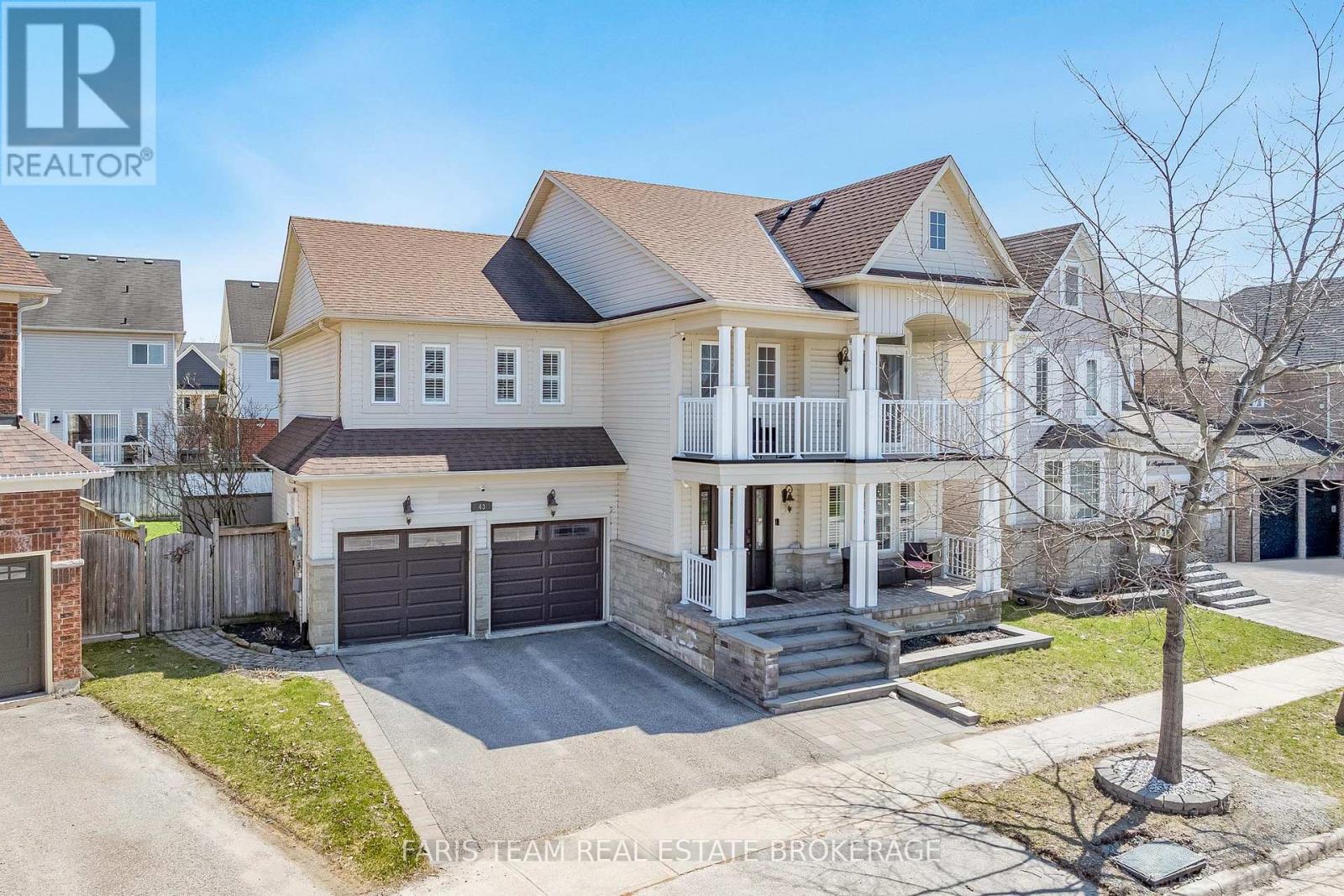 43 MAPLE CROWN TERRACE - 1