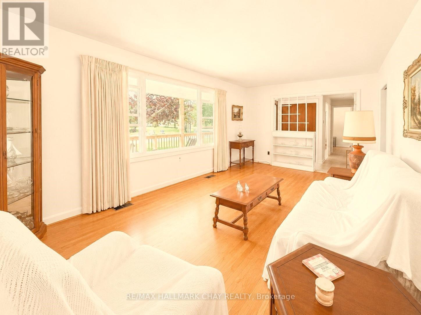 121 RODNEY STREET - 12