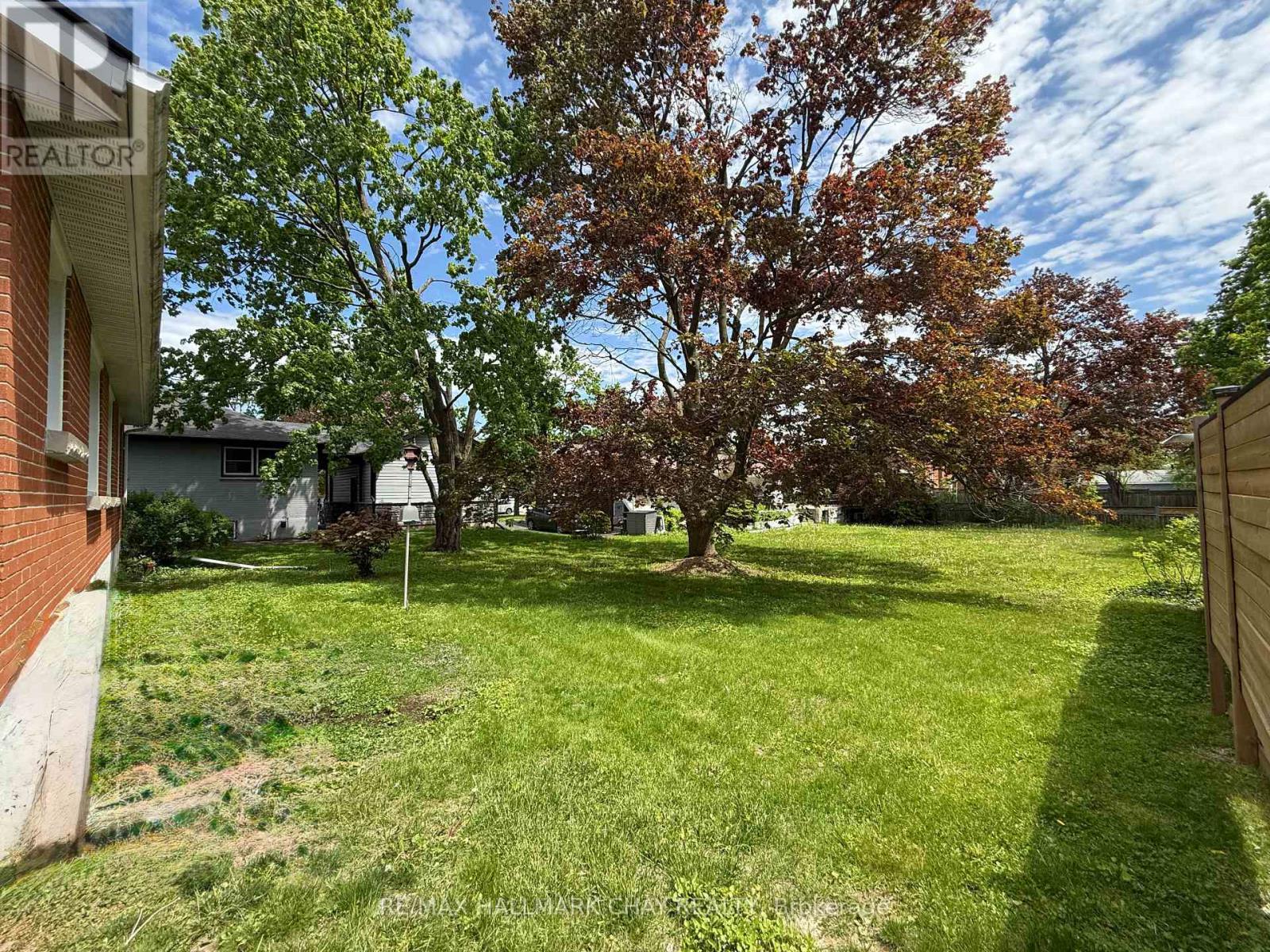 121 RODNEY STREET - 25