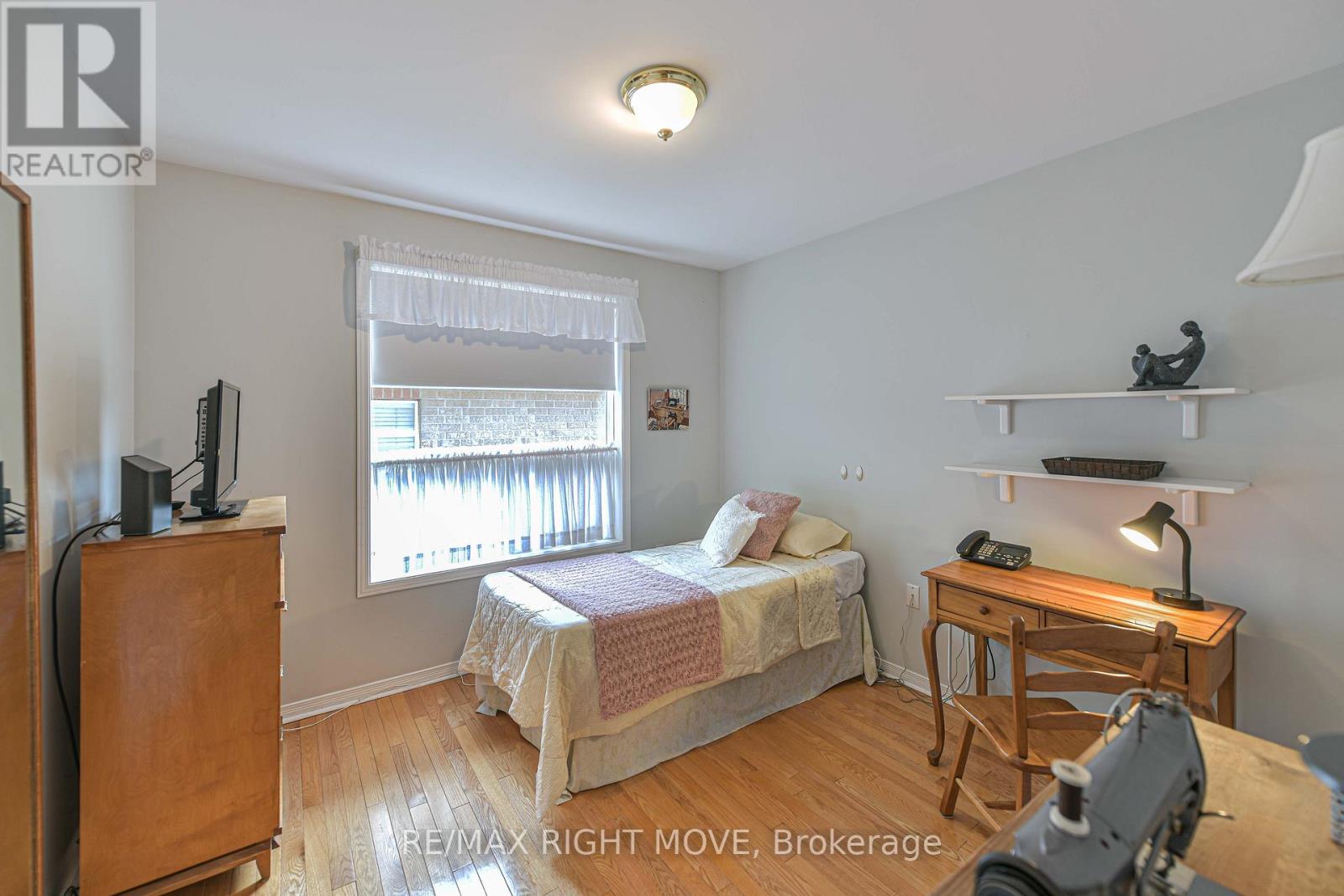3170 MONARCH DRIVE W - 19