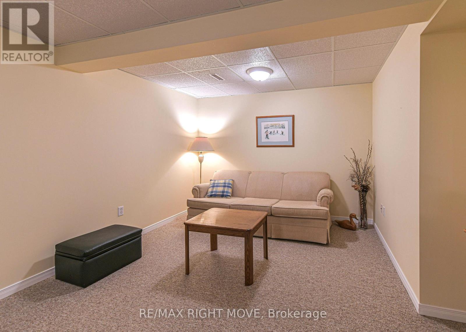 3170 MONARCH DRIVE W - 27