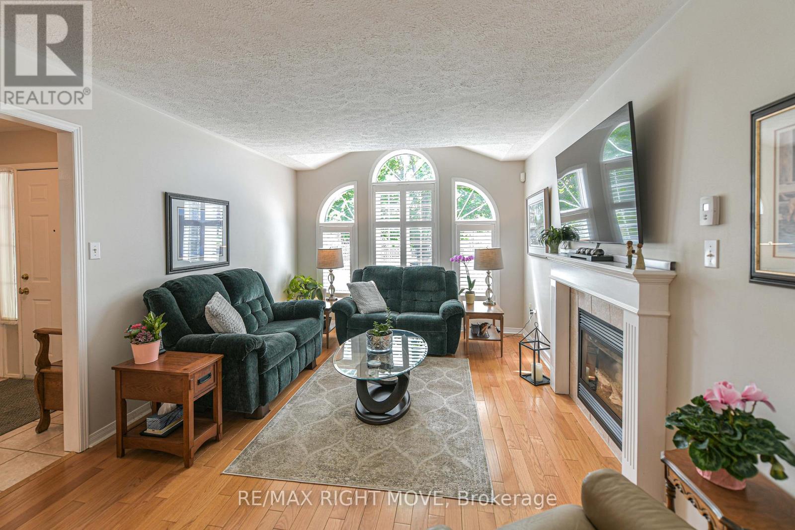 3170 MONARCH DRIVE W - 6