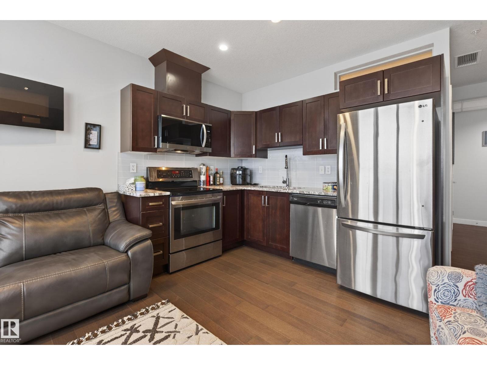 #2804 10238 103 ST NW - 9