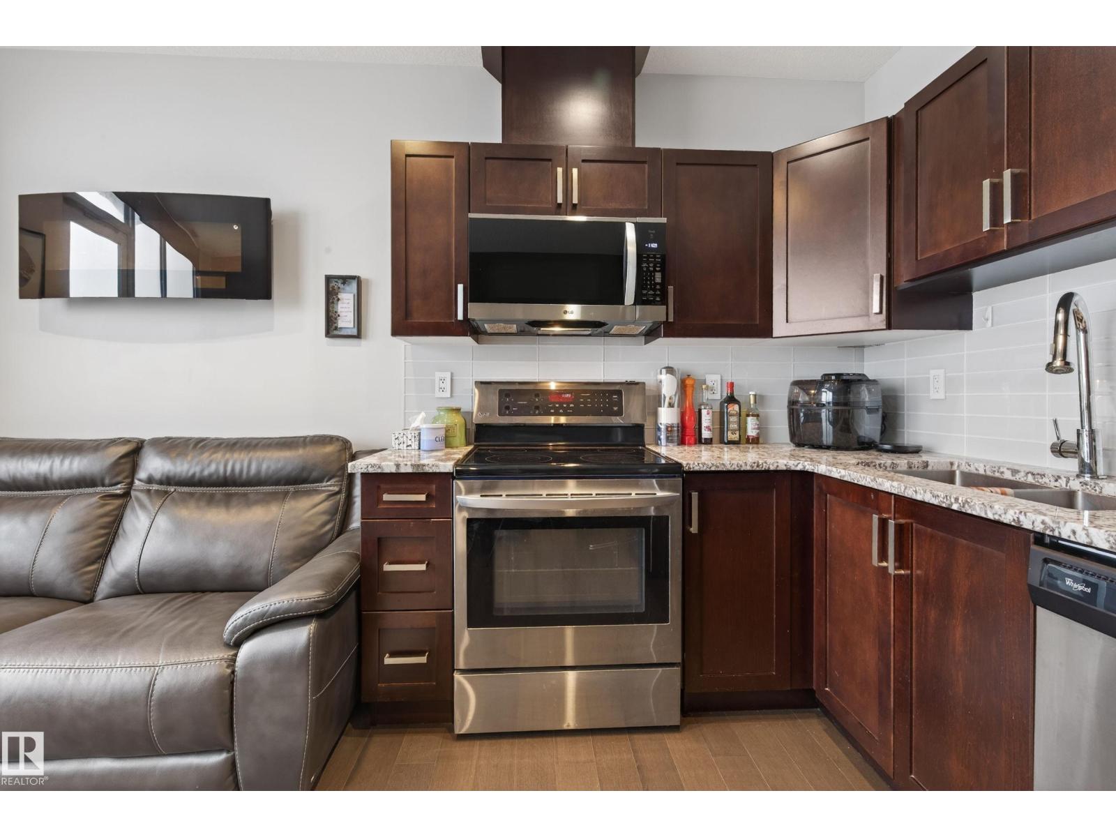 #2804 10238 103 ST NW - 7
