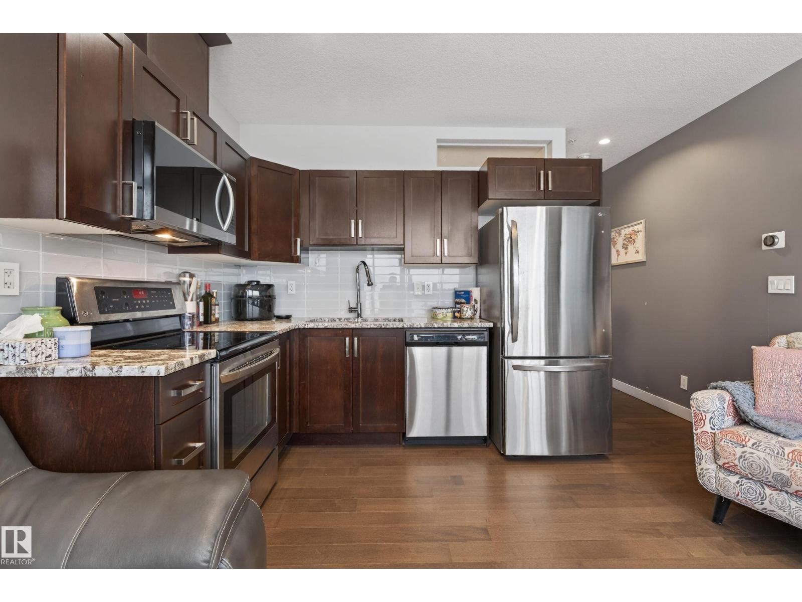 #2804 10238 103 ST NW - 8