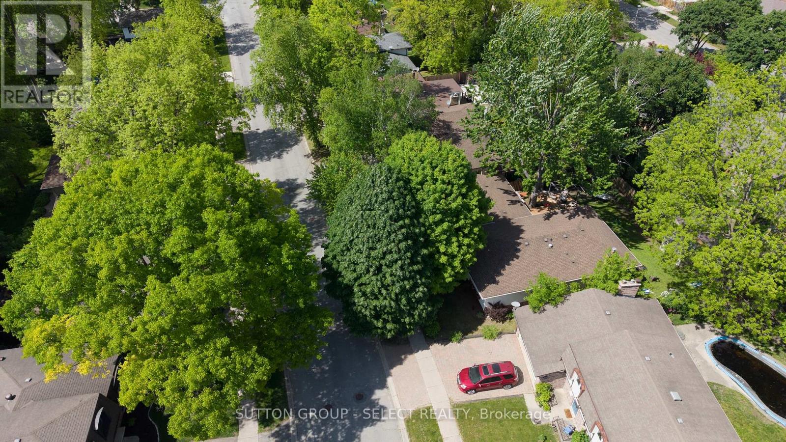 181 DEARBORN AVENUE - 13