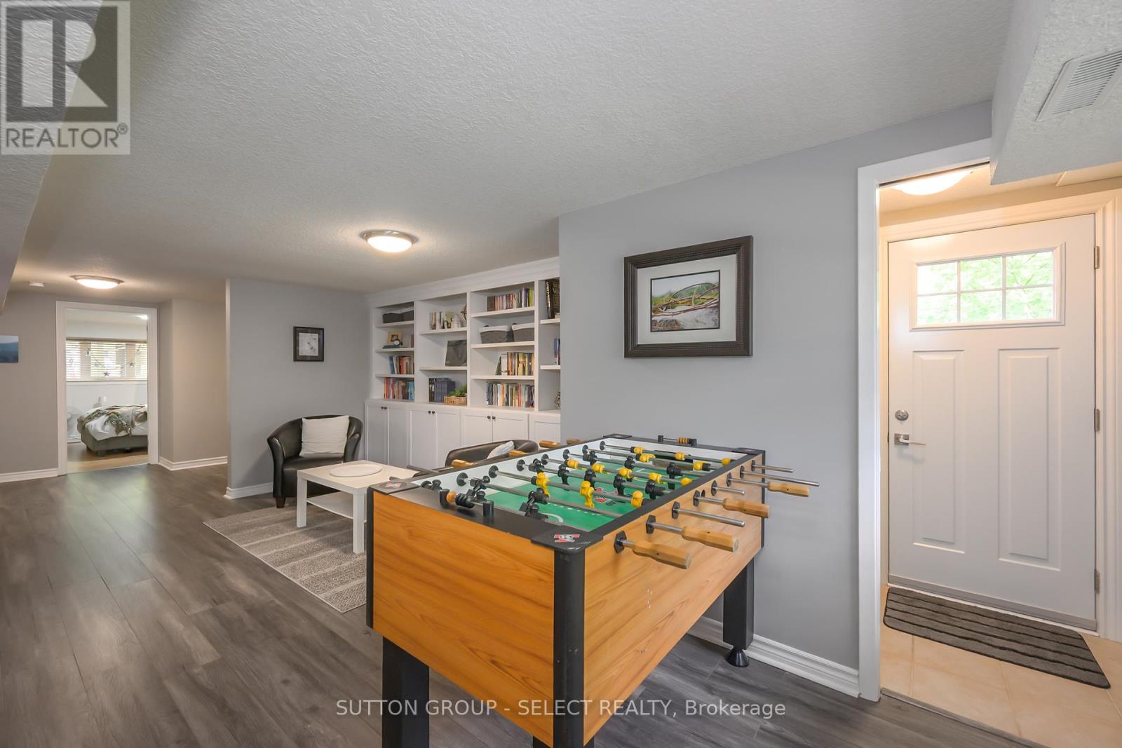 181 DEARBORN AVENUE - 44