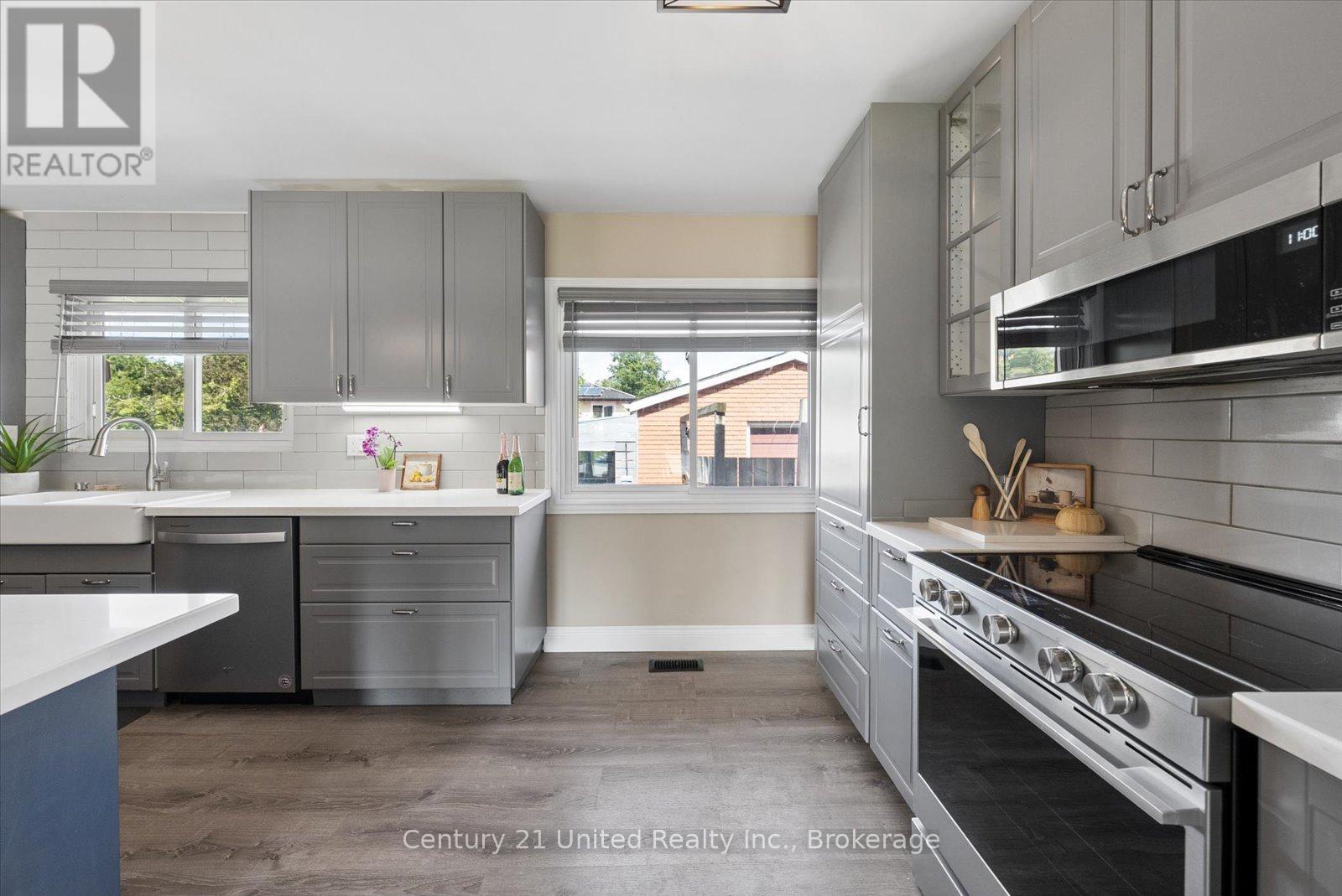 534 ROBERT ROAD - 17