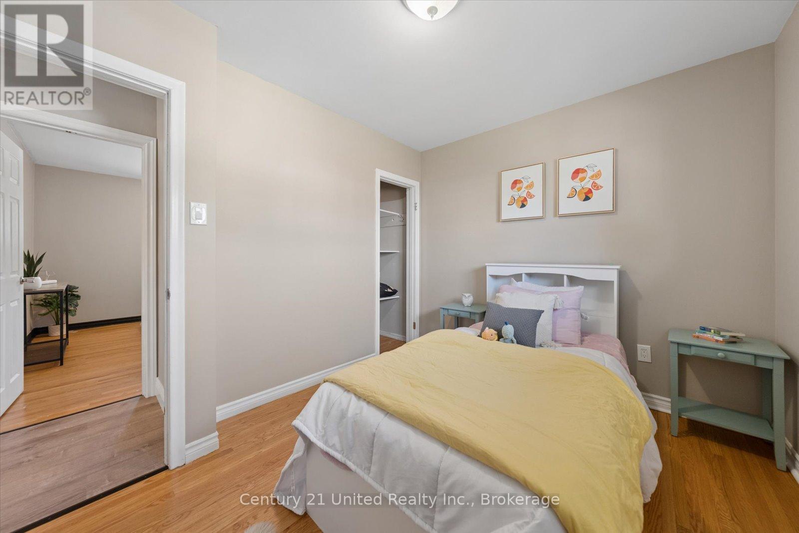 534 ROBERT ROAD - 26