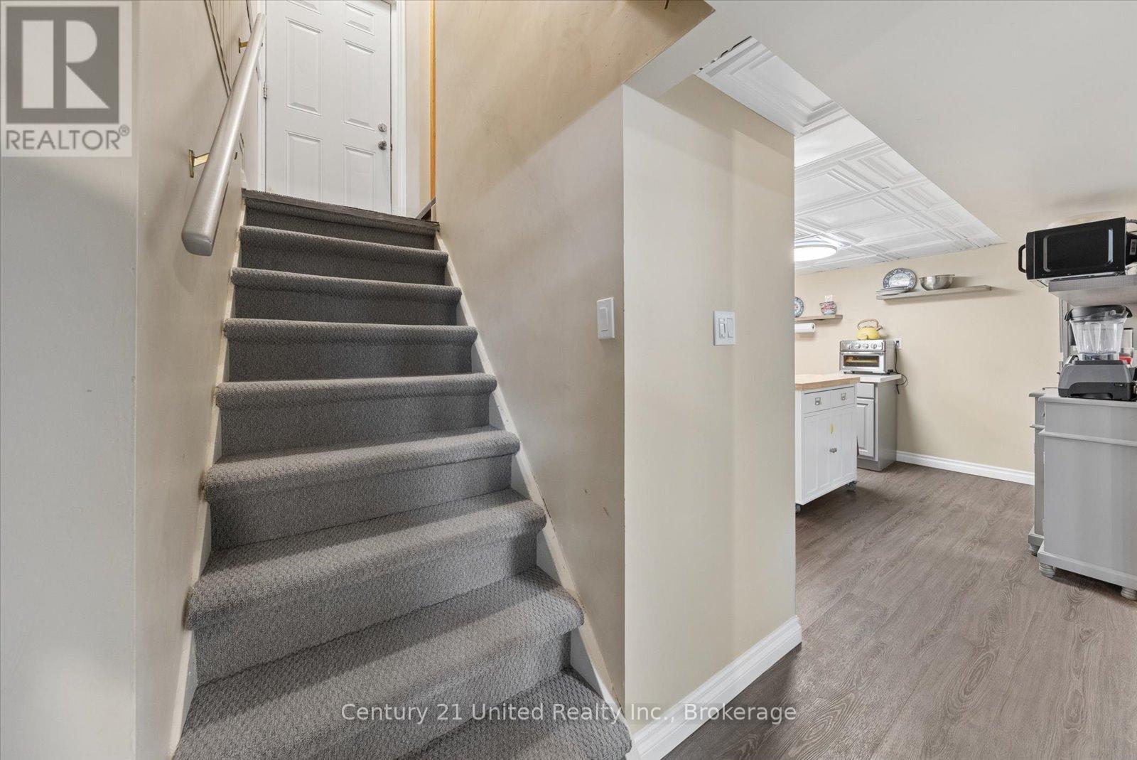 534 ROBERT ROAD - 30