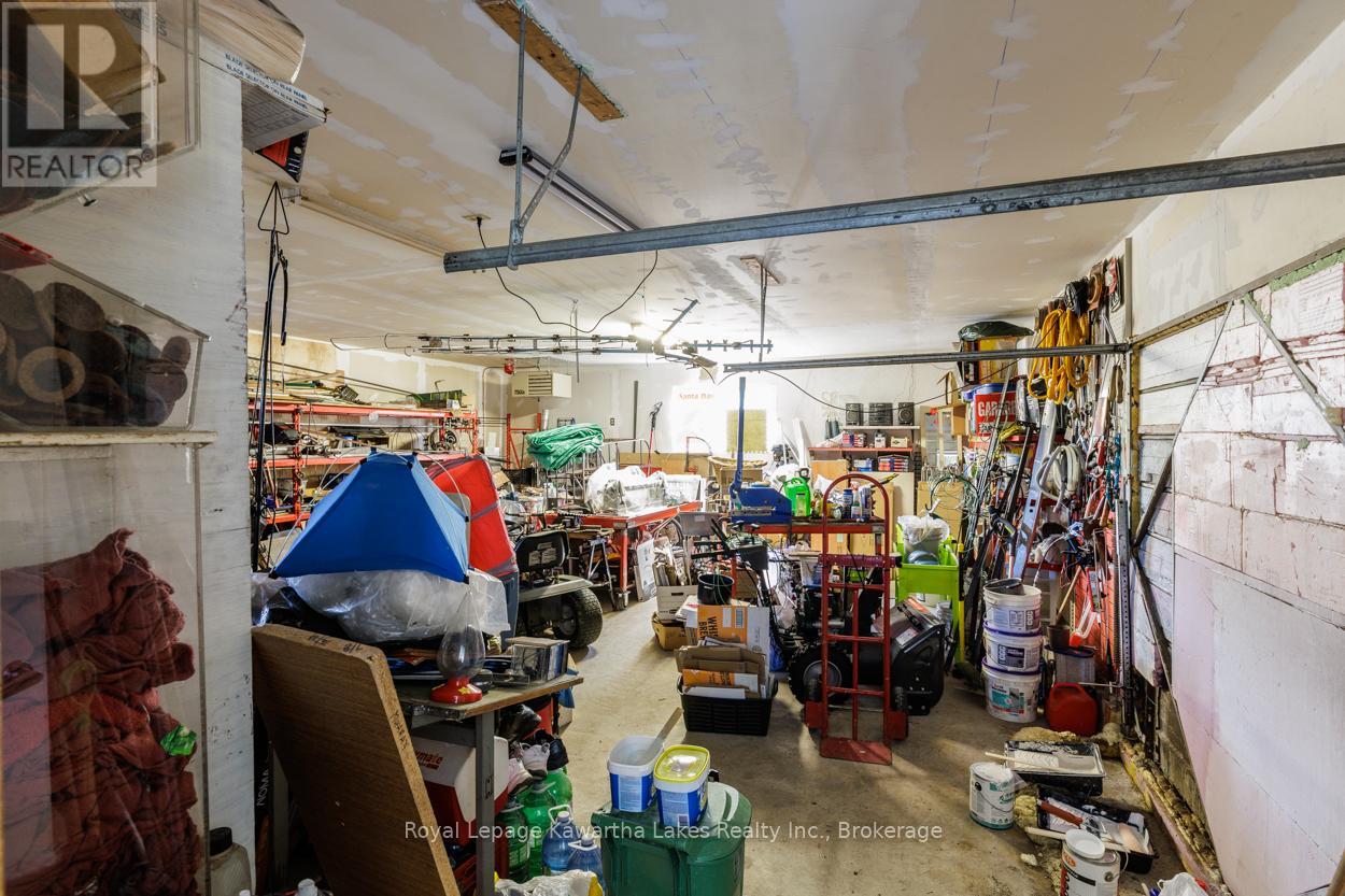 99 LINDSAY STREET - 46