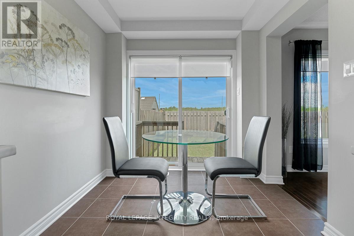 352 AXIS WAY - 12