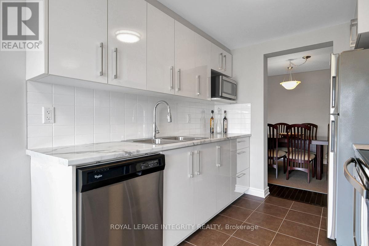 352 AXIS WAY - 17