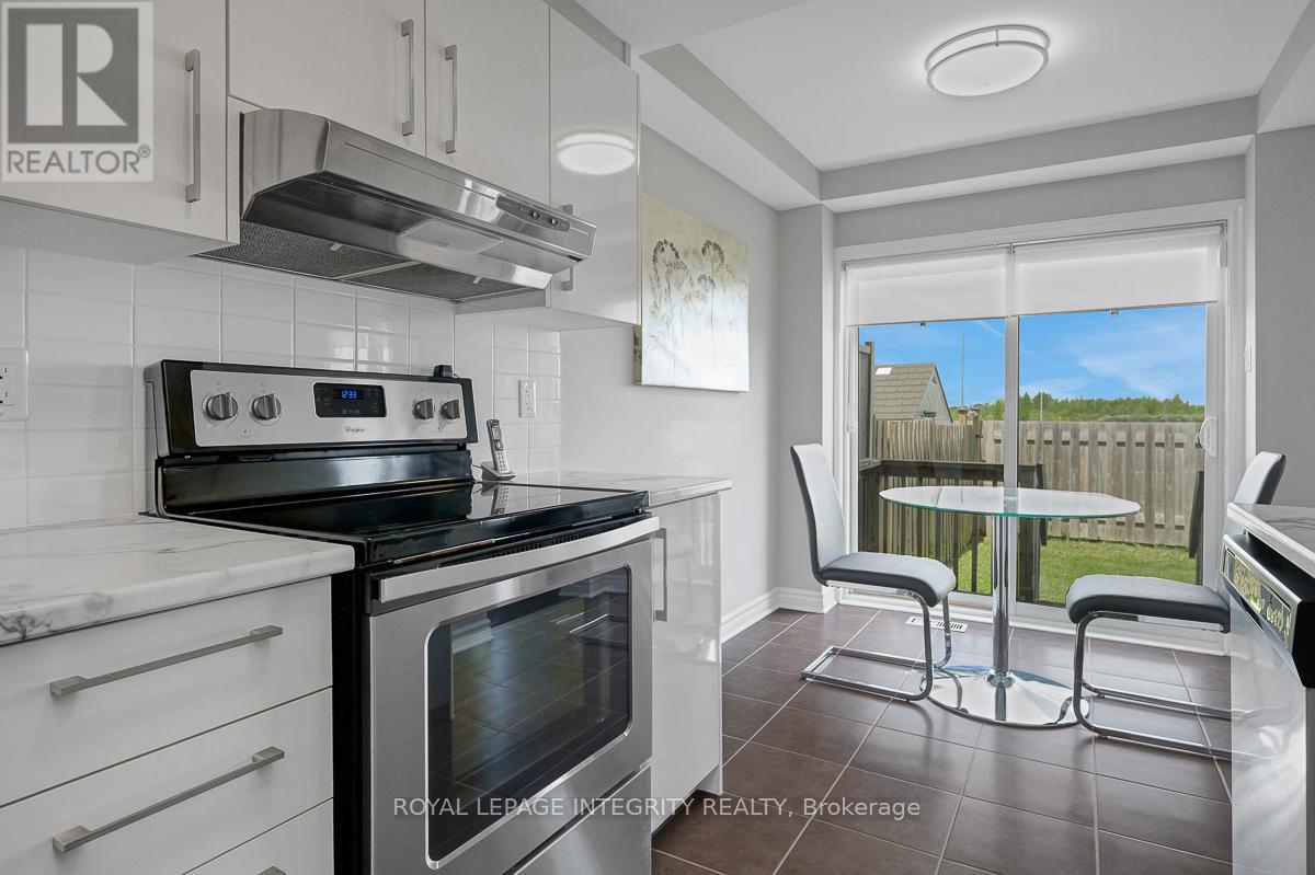 352 AXIS WAY - 18