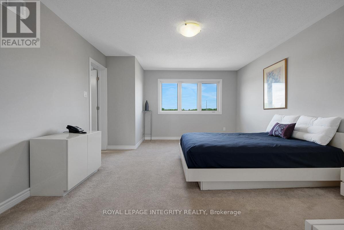 352 AXIS WAY - 21