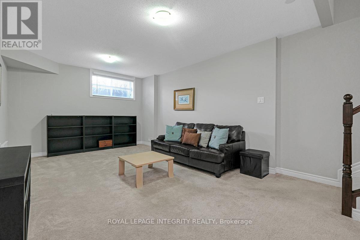 352 AXIS WAY - 36