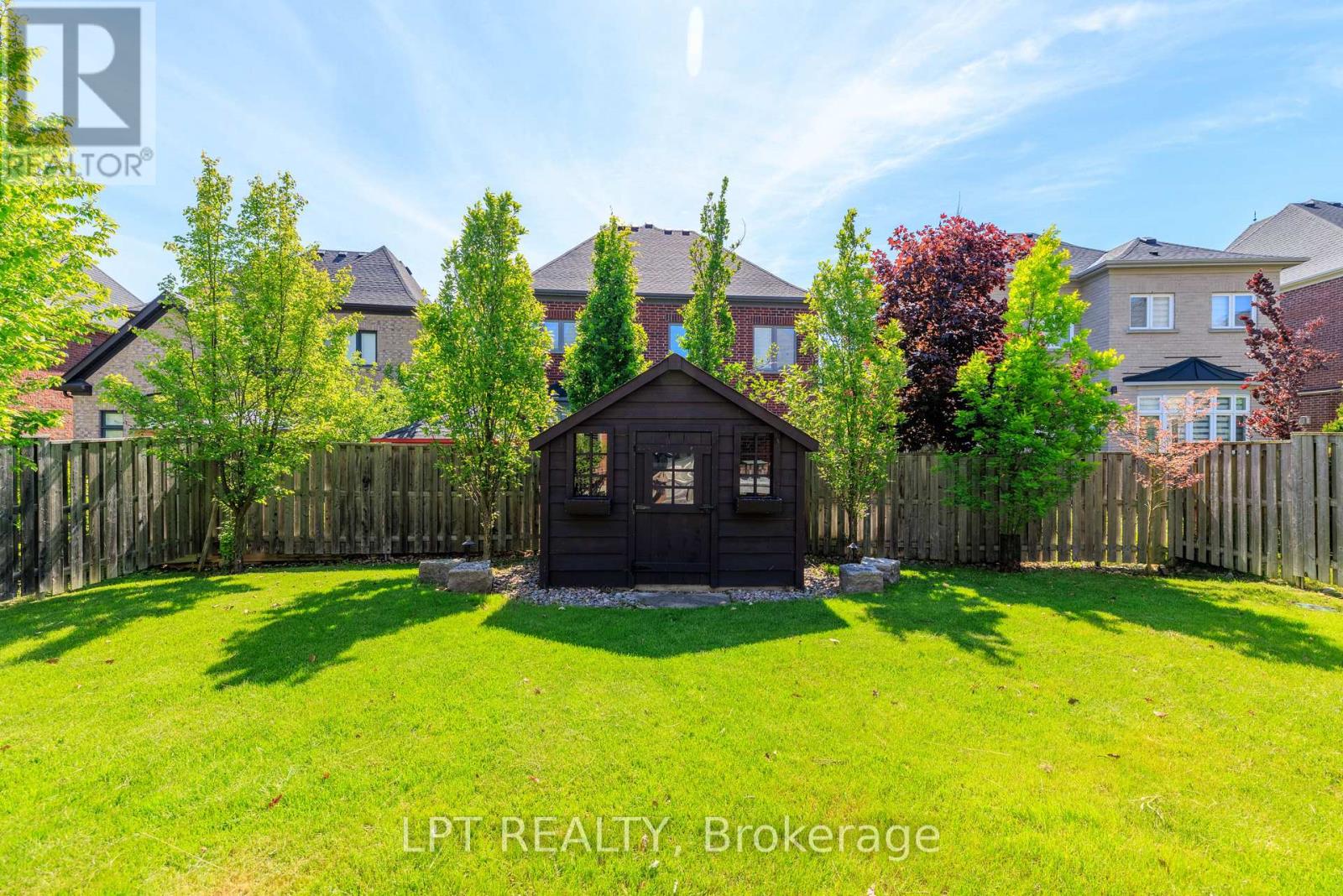 113 BURNS BOULEVARD - 37