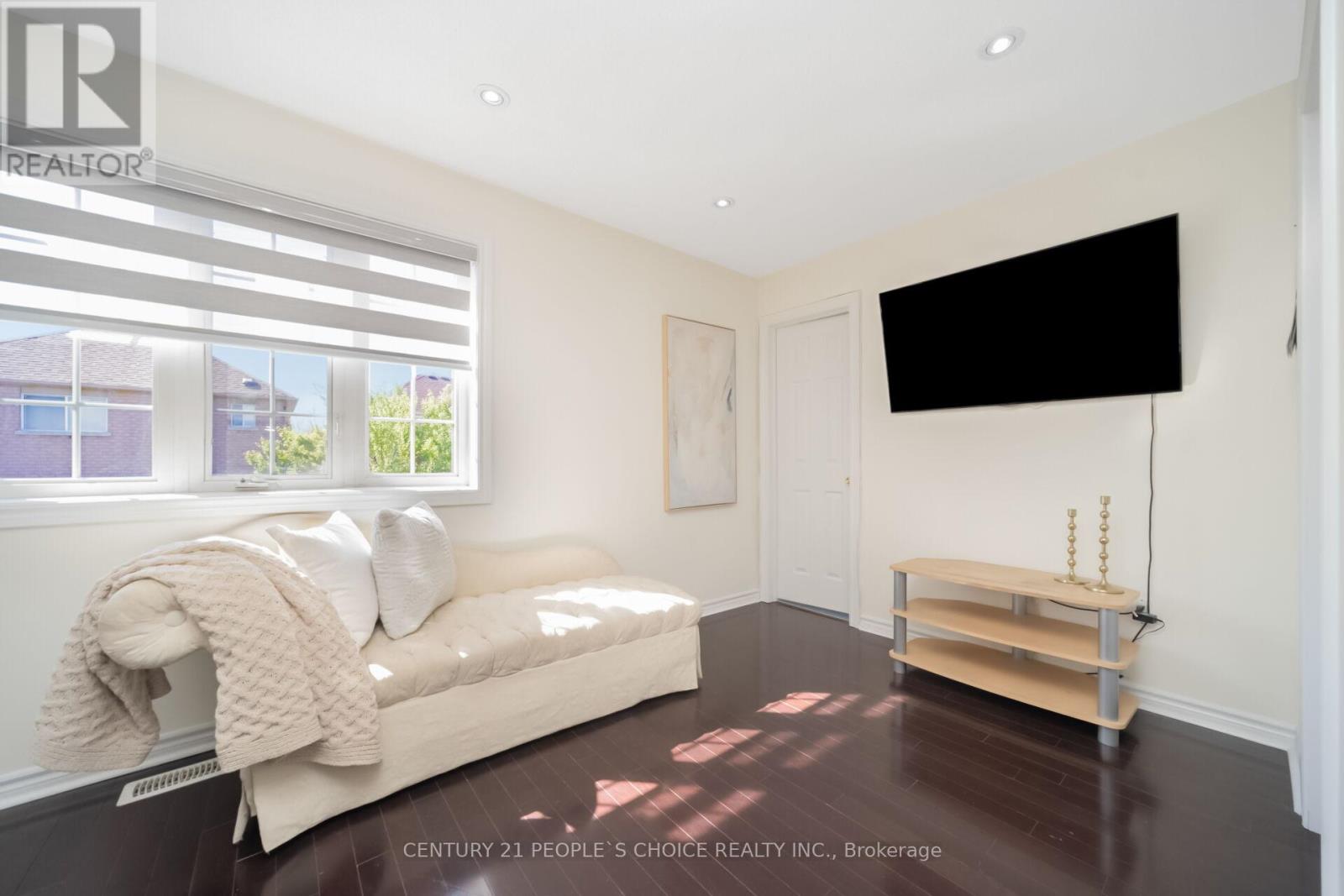 753 ENVOY DRIVE - 29