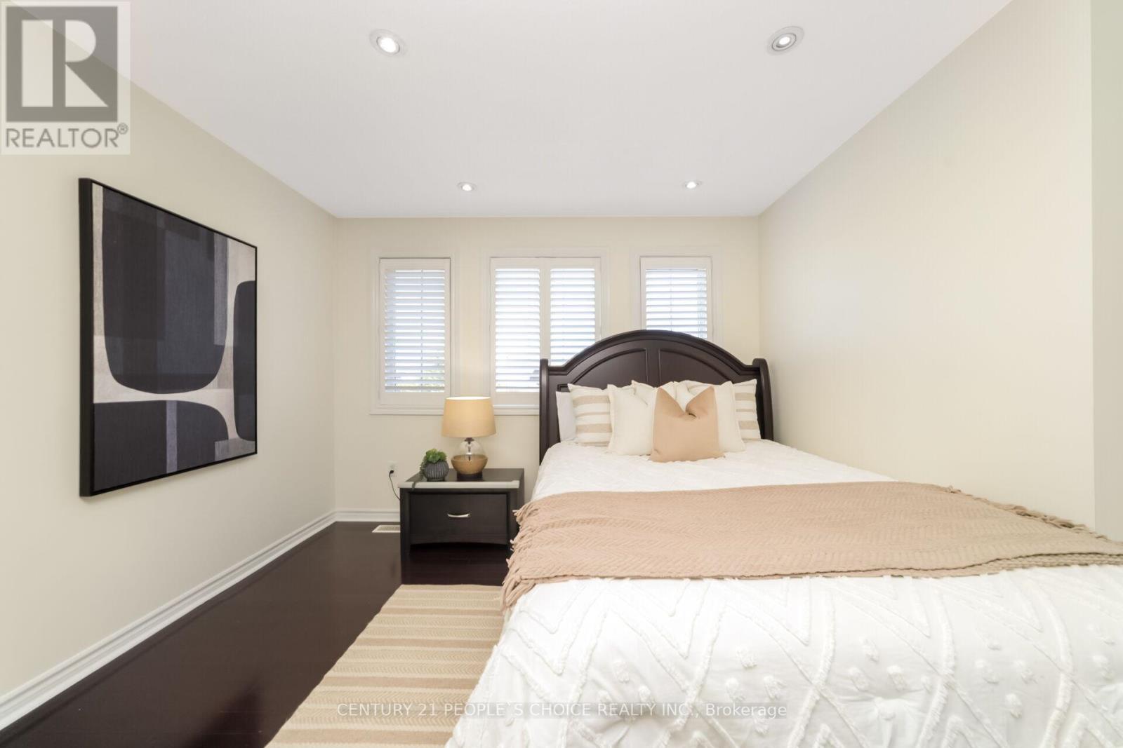 753 ENVOY DRIVE - 38