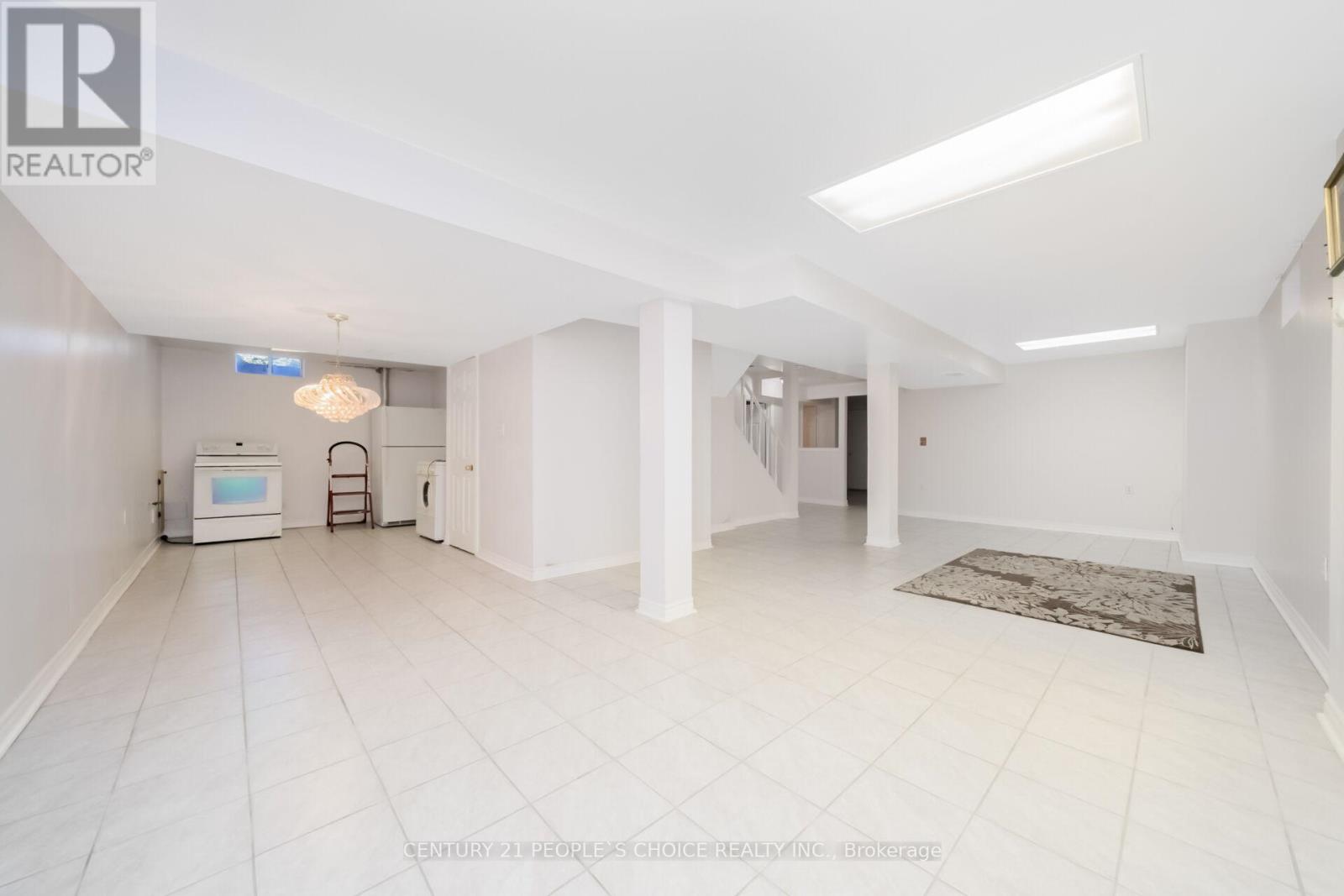 753 ENVOY DRIVE - 42