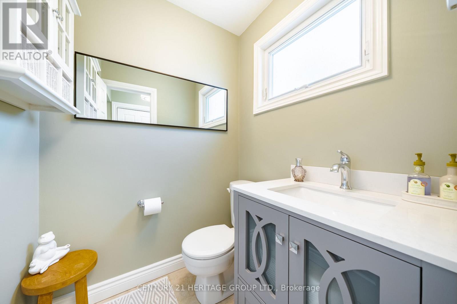 28 MANADON DRIVE - 10