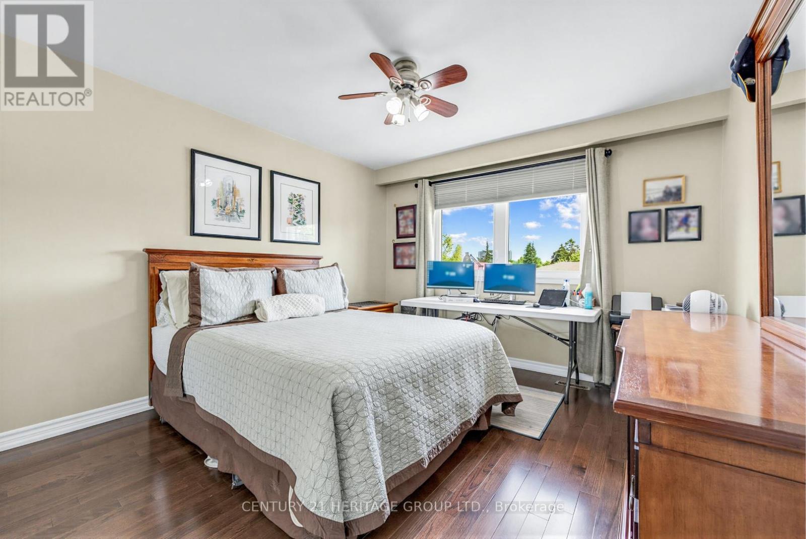 28 MANADON DRIVE - 16