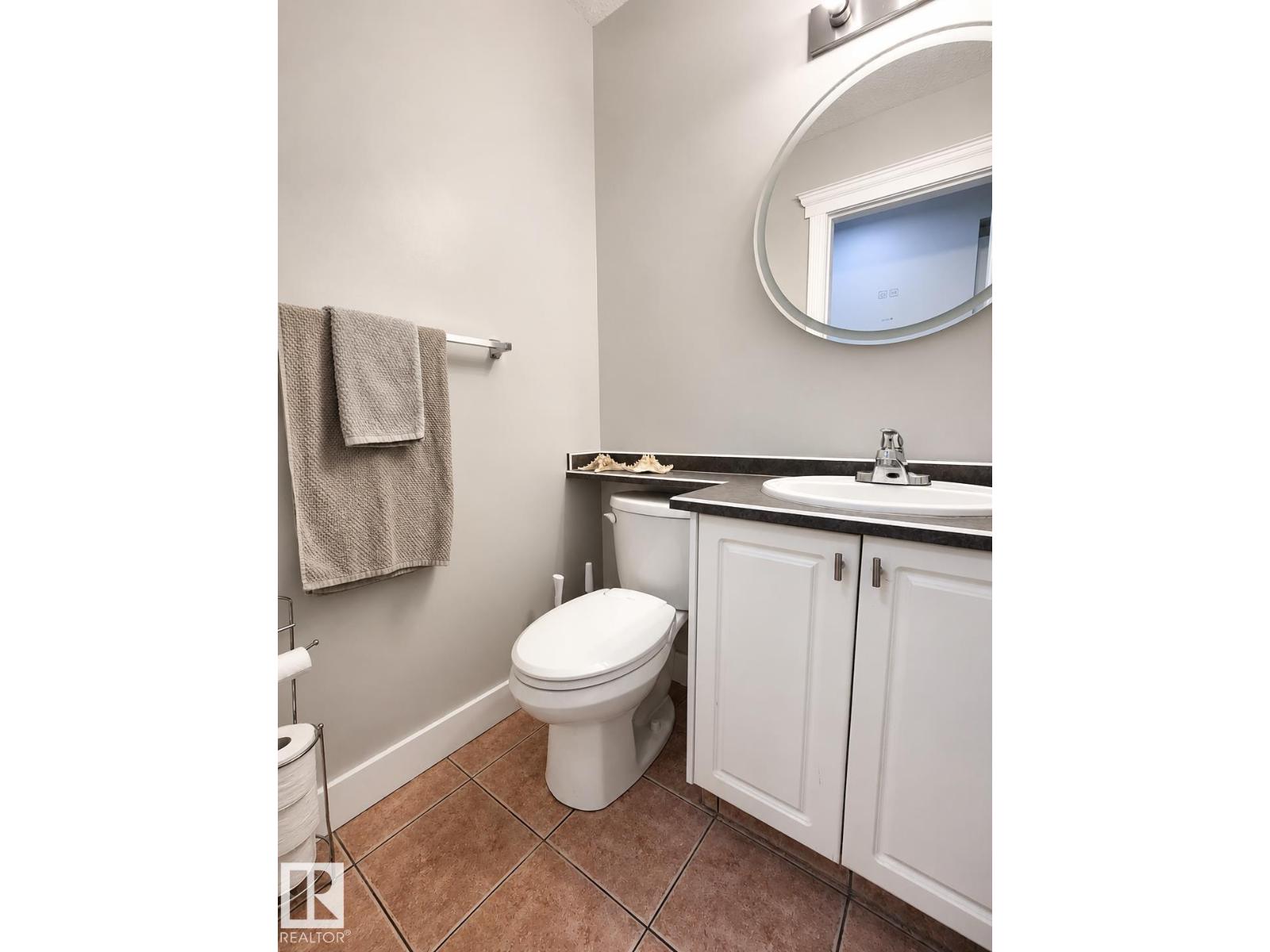6514 19 AV NW - 9