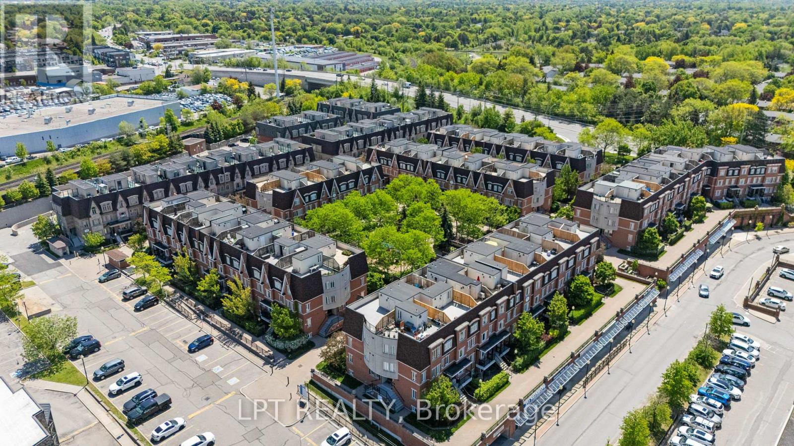 #362 312 JOHN STREET - 27