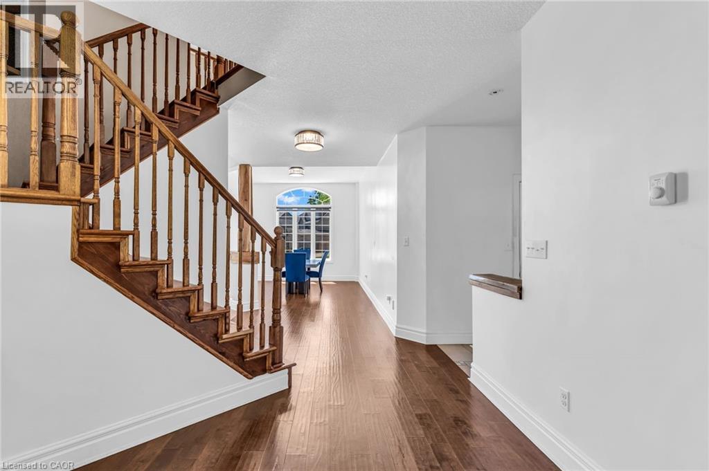1052 LOFT Court - 10
