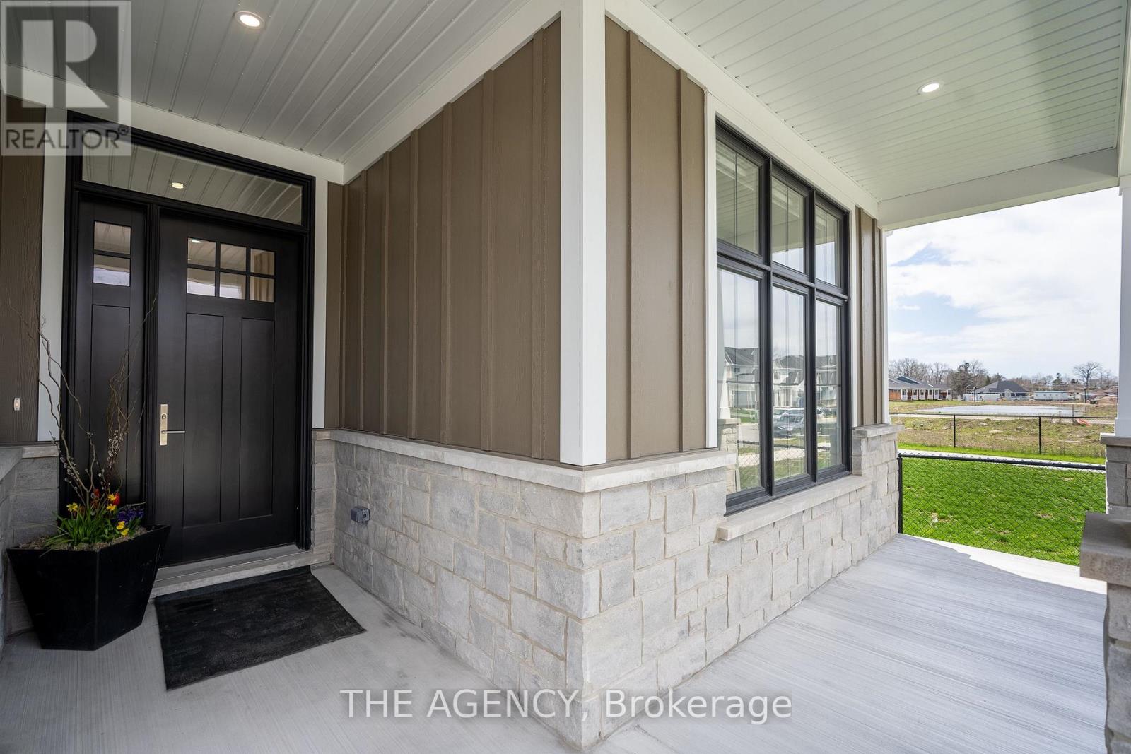 LOT 10 MISSISSAUGA AVENUE - 34