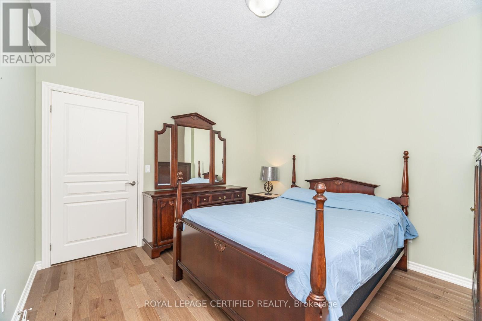 #158 200 KINGFISHER DRIVE - 18